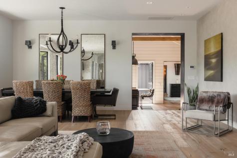 6225 W Soda Rock Lane Healdsburg CA 95448