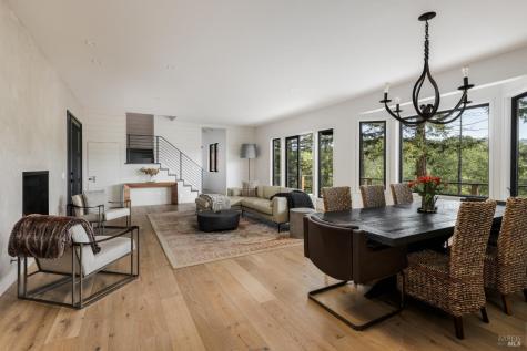6225 W Soda Rock Lane Healdsburg CA 95448