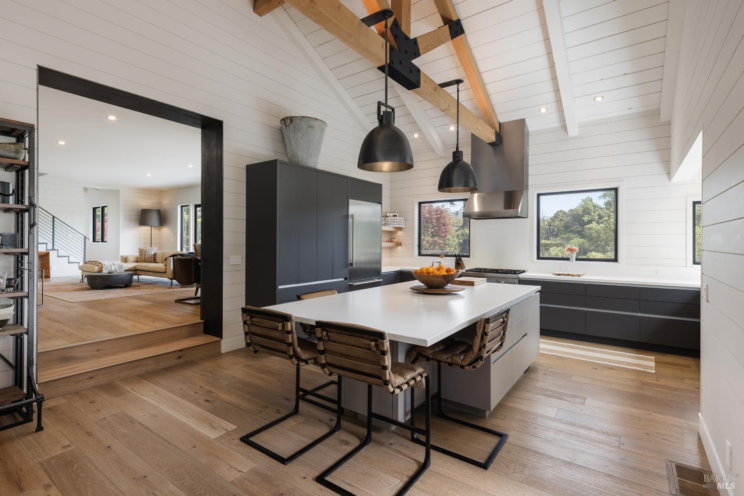 6225 W Soda Rock Lane Healdsburg CA 95448