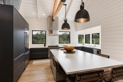 6225 W Soda Rock Lane Healdsburg CA 95448