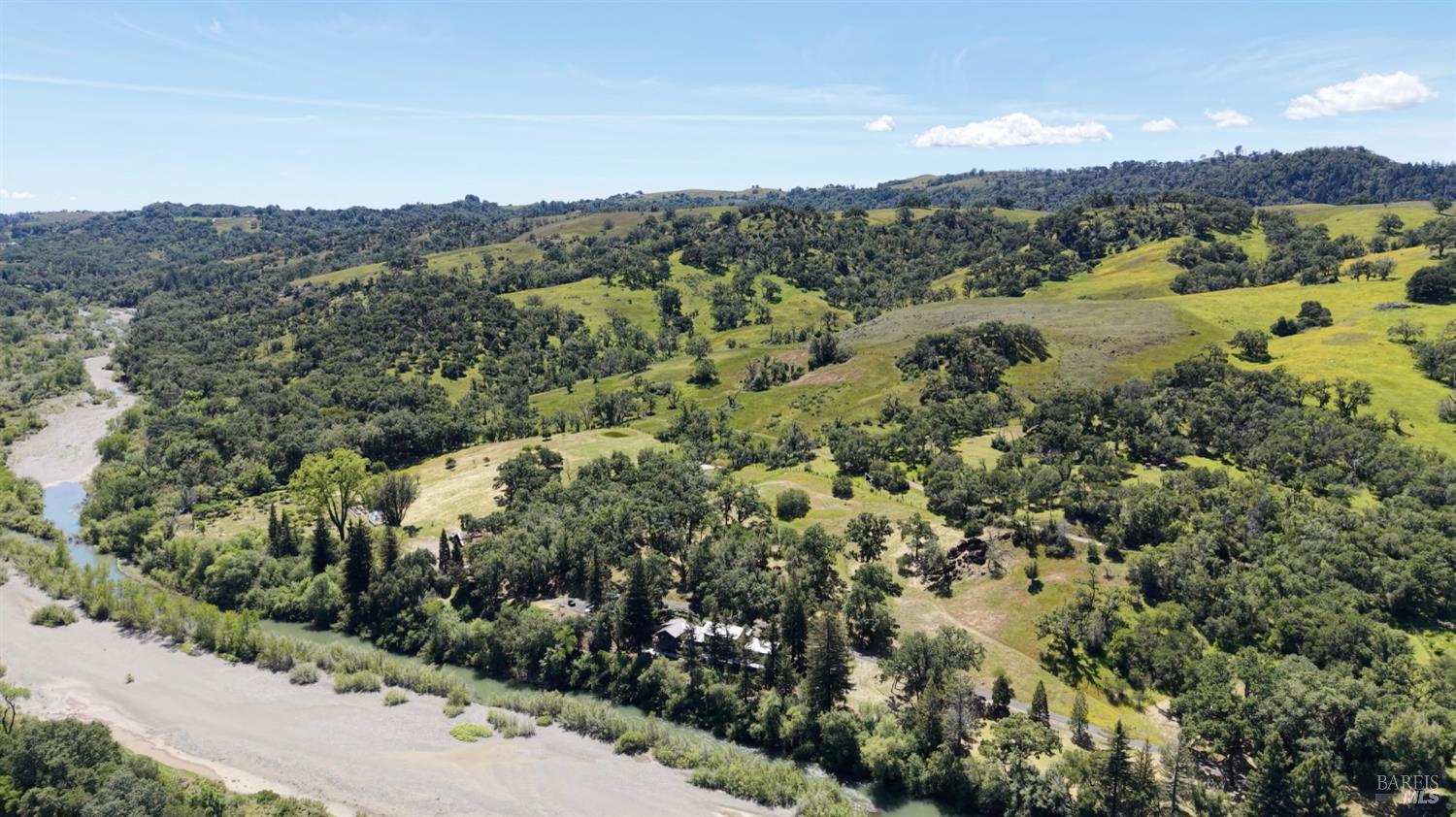6225 W Soda Rock Lane Healdsburg CA 95448