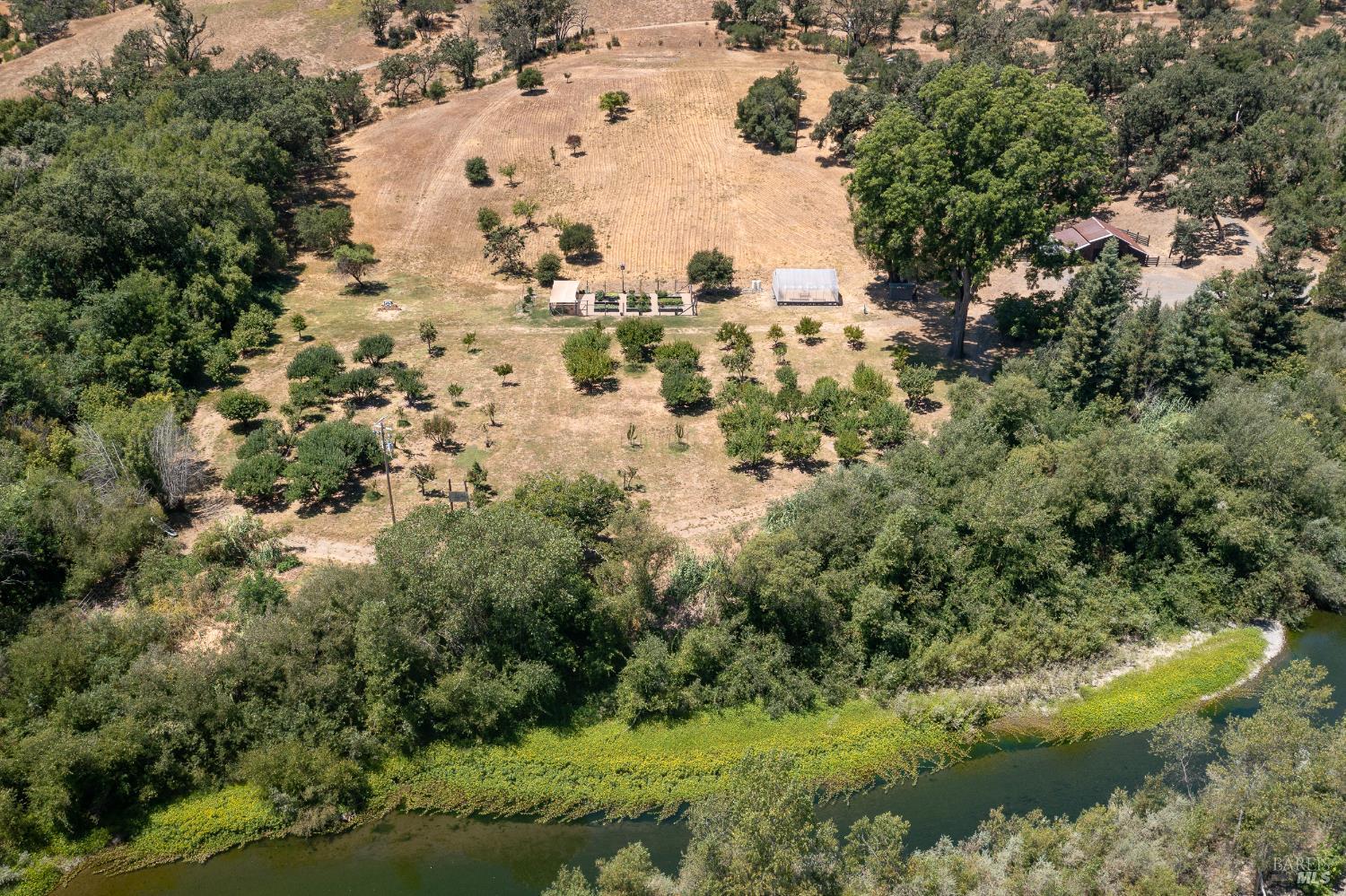 6225 W Soda Rock Lane Healdsburg CA 95448