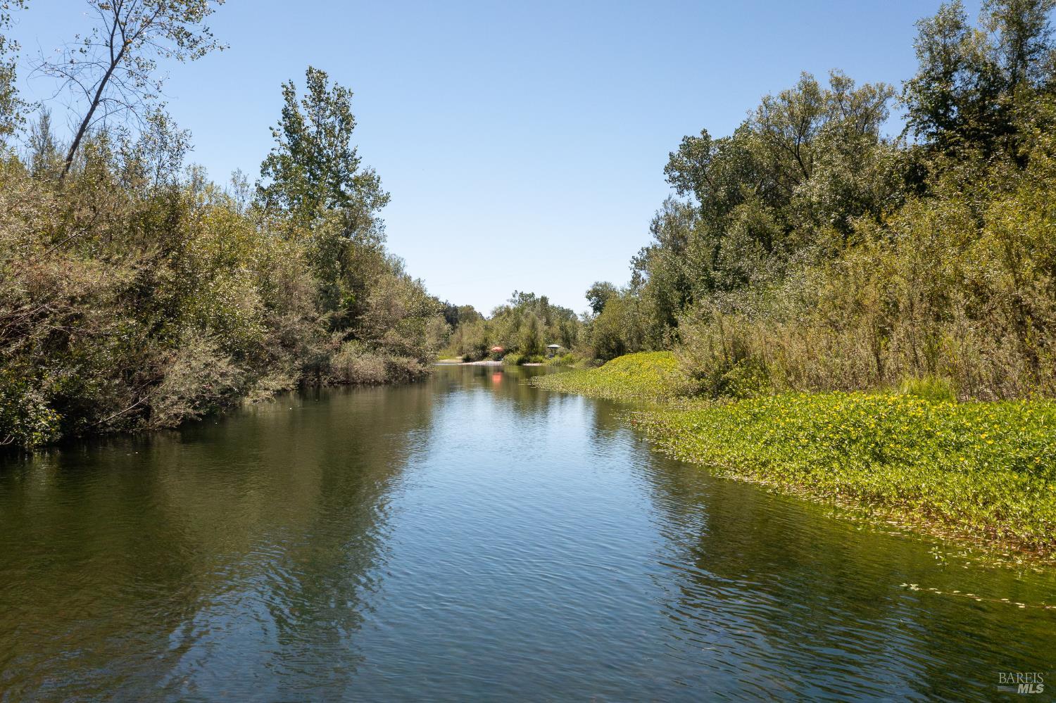6225 W Soda Rock Lane Healdsburg CA 95448