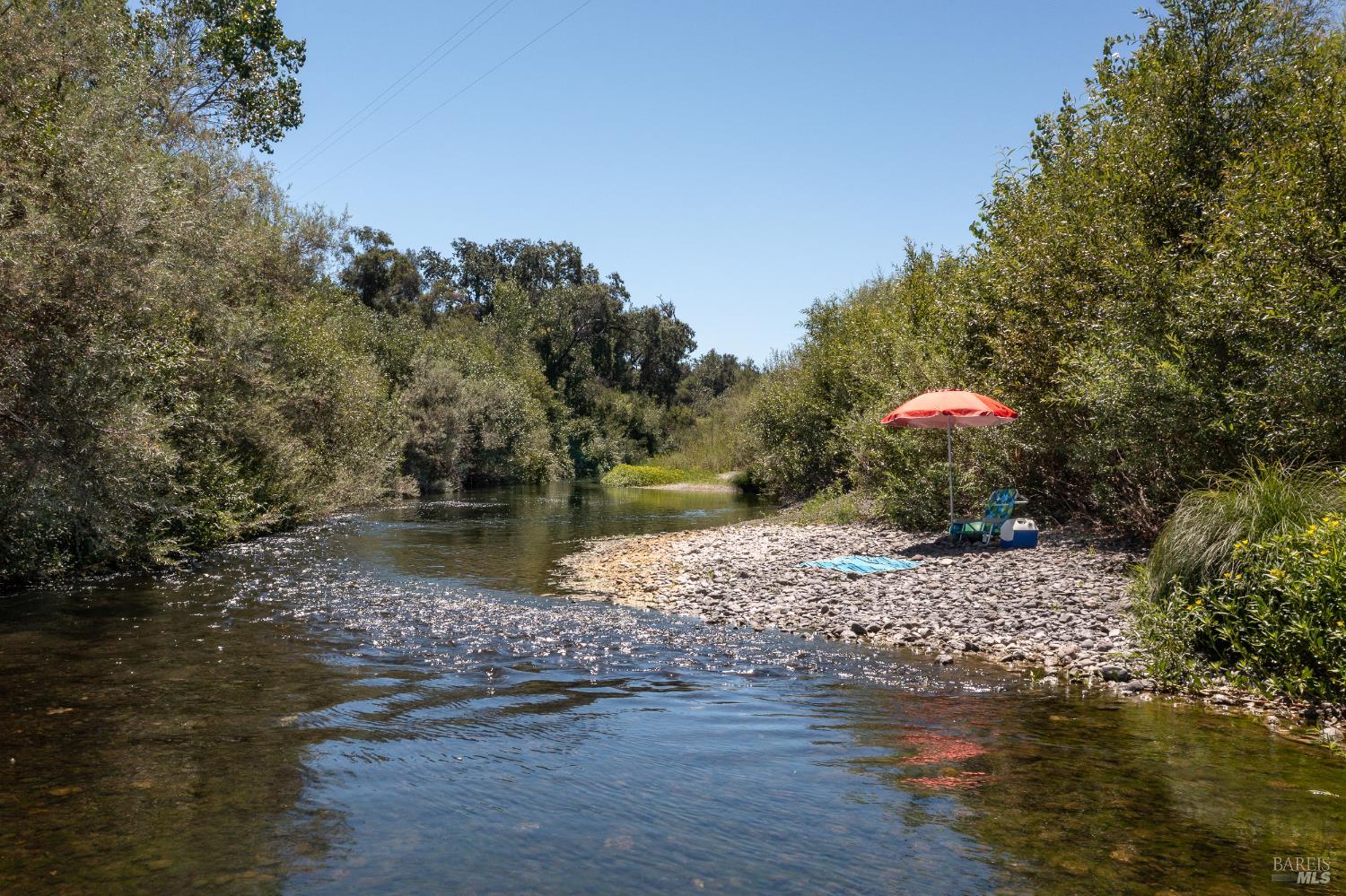 6225 W Soda Rock Lane Healdsburg CA 95448
