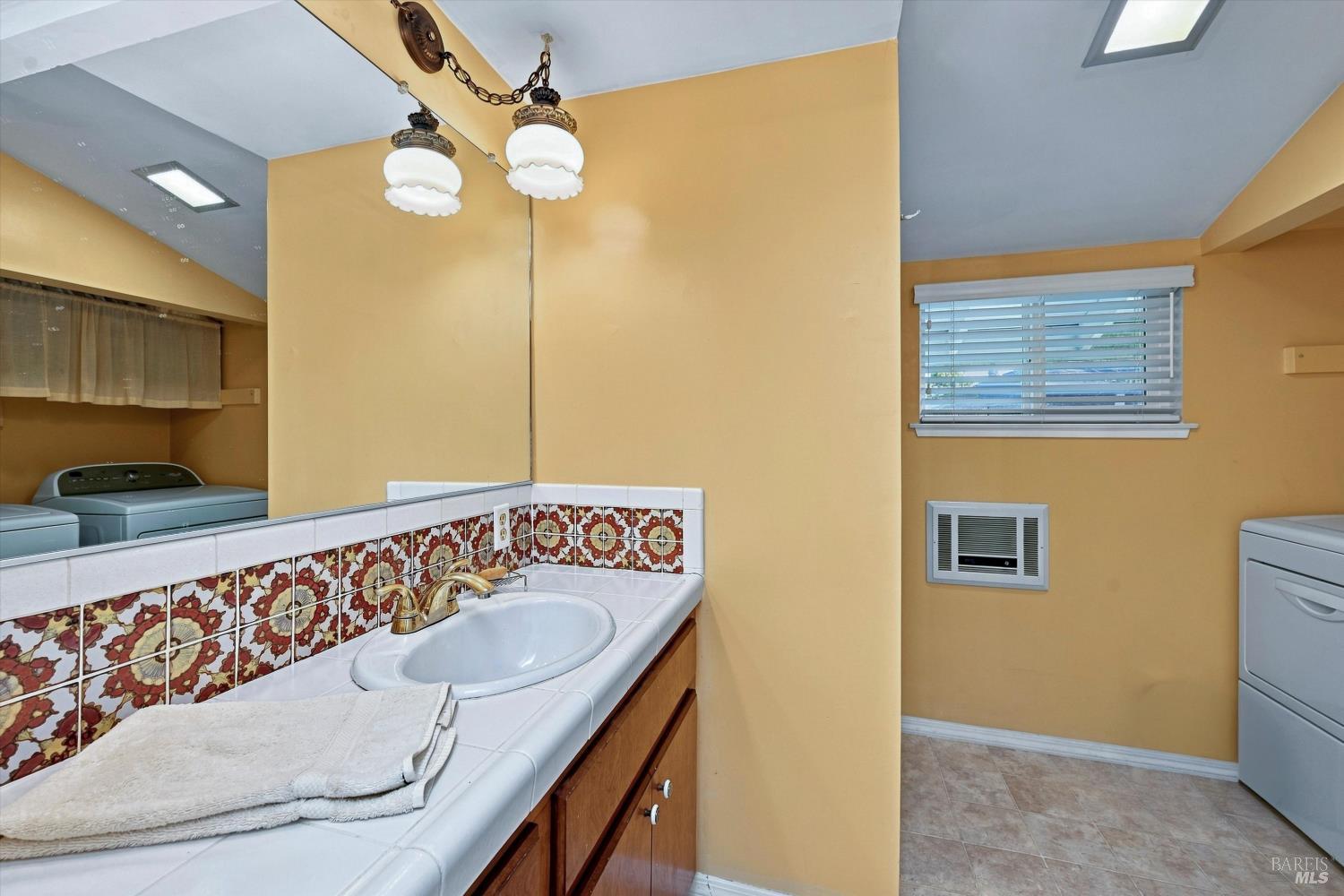 125 16th Street Lakeport CA 95453