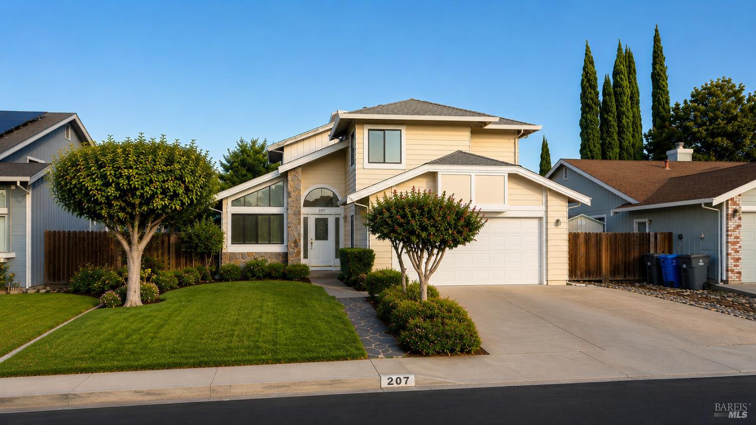 207 Loch Lomond Drive Vacaville CA 95687