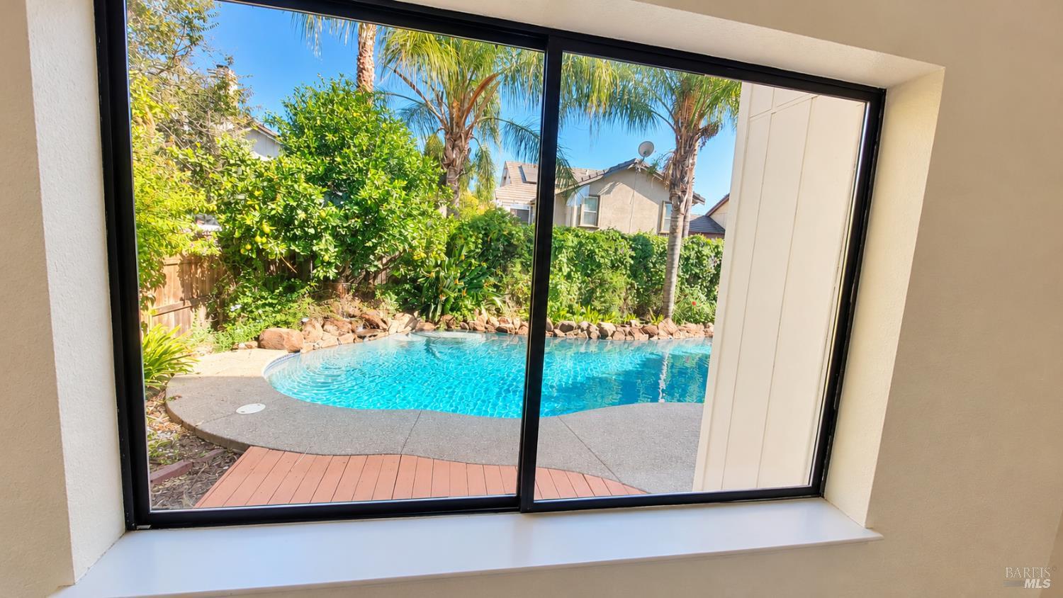 207 Loch Lomond Drive Vacaville CA 95687