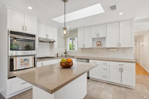 115 Daryl Avenue Novato CA 94947