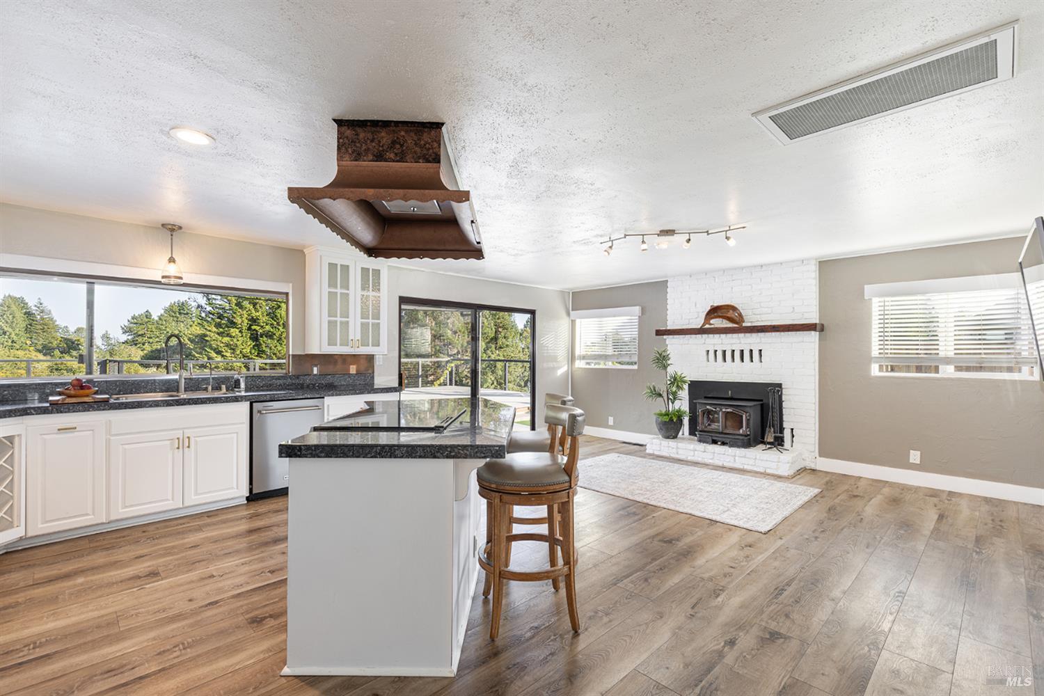 10505 Cherry Ridge Road Sebastopol CA 95472