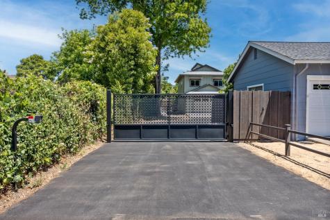 625 Myron Street Ukiah CA 95482