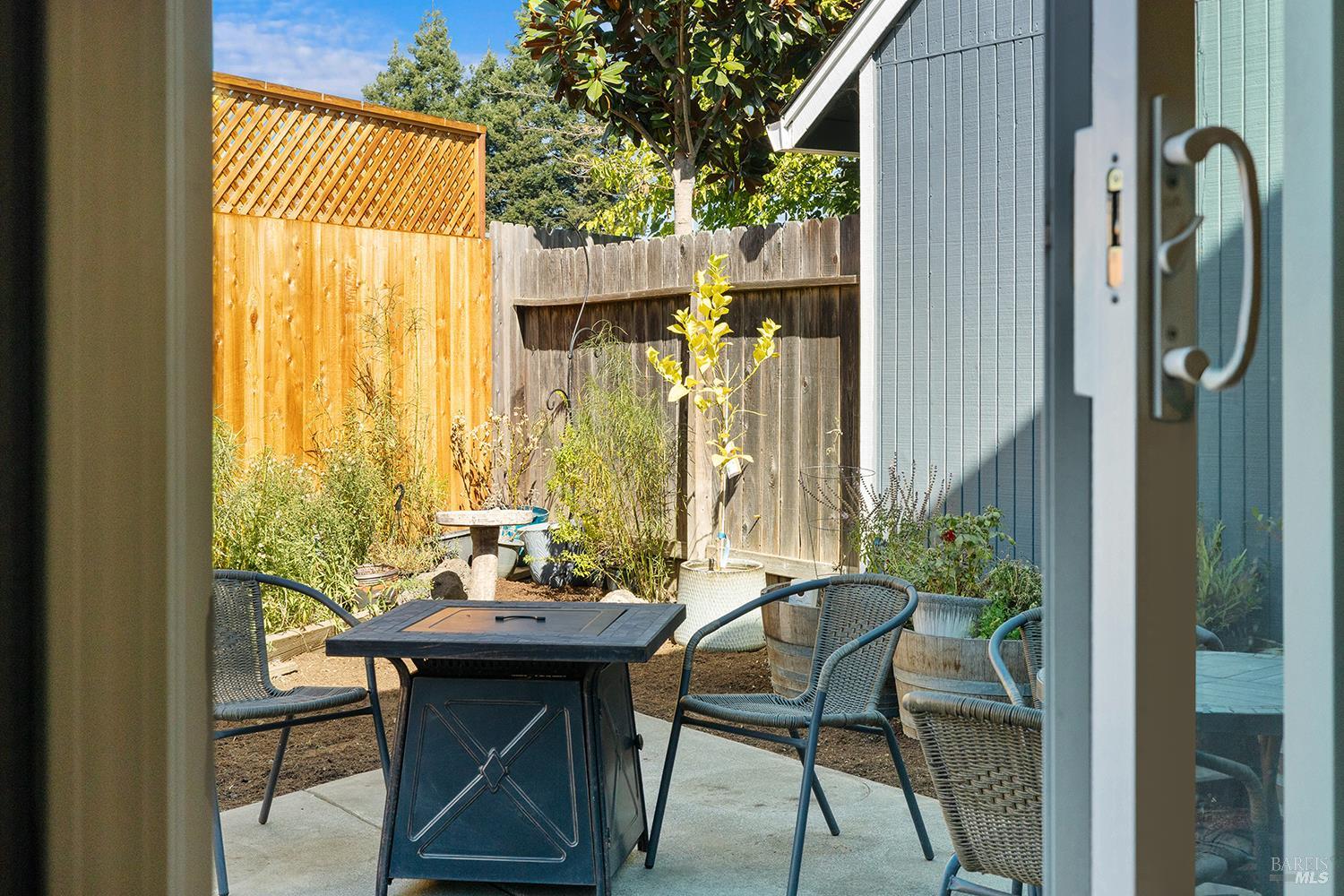 6 Ryan Lane Cotati CA 94931