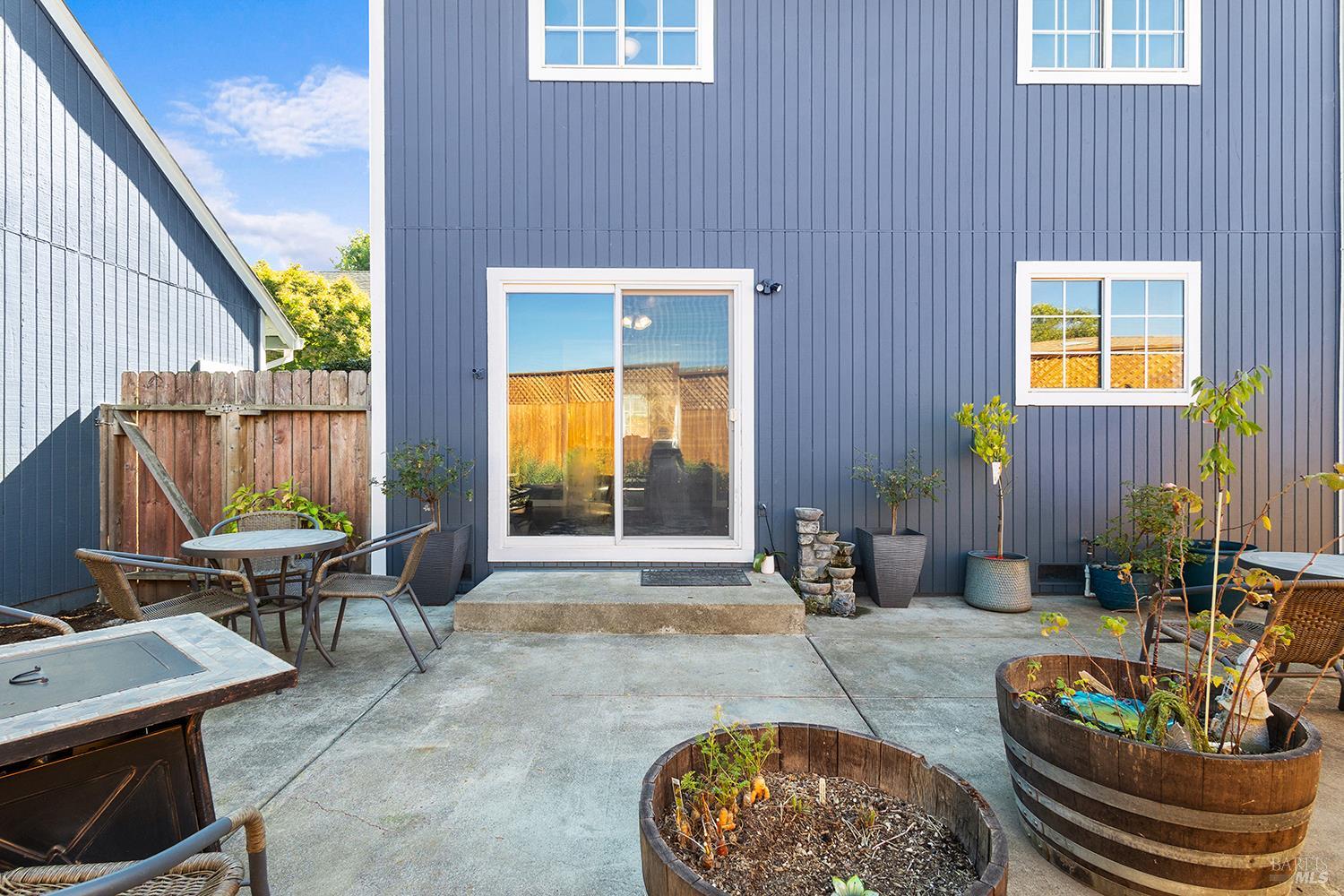 6 Ryan Lane Cotati CA 94931