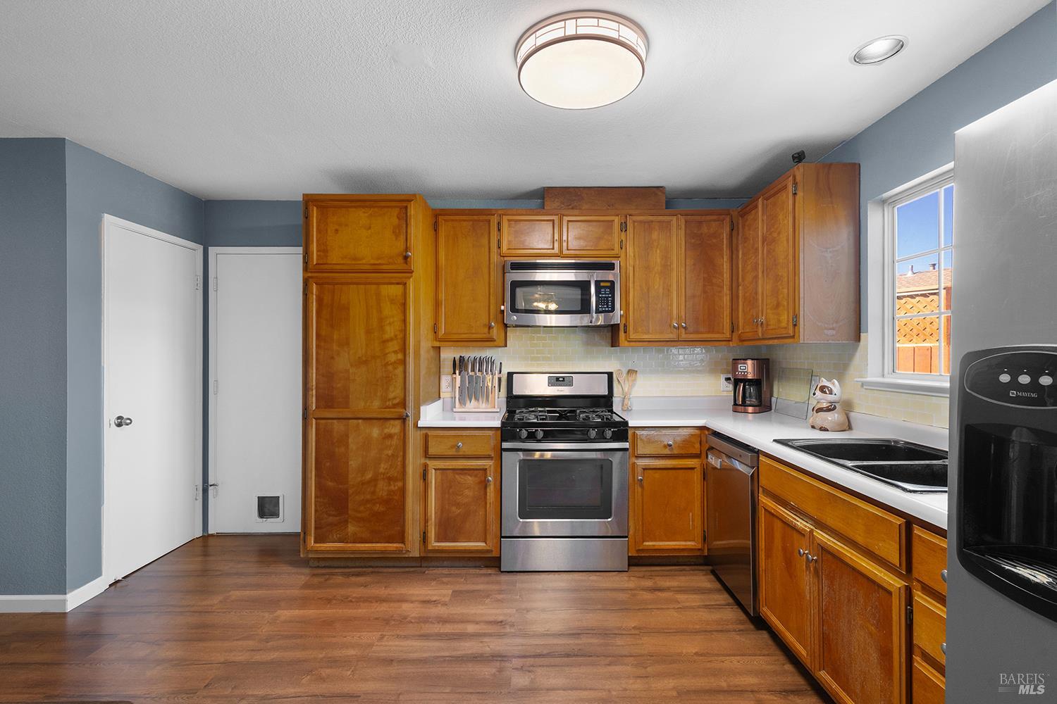 6 Ryan Lane Cotati CA 94931