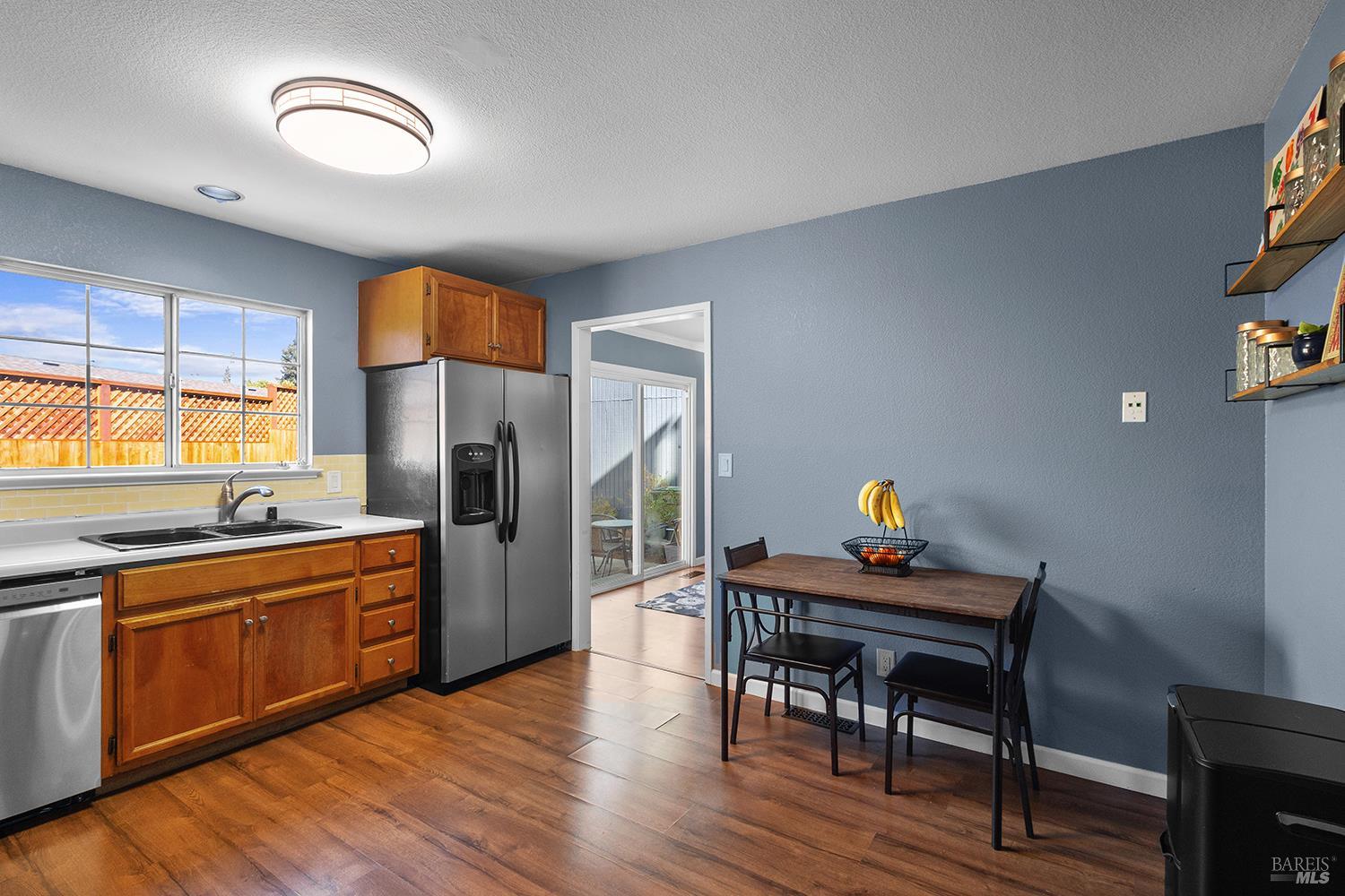 6 Ryan Lane Cotati CA 94931