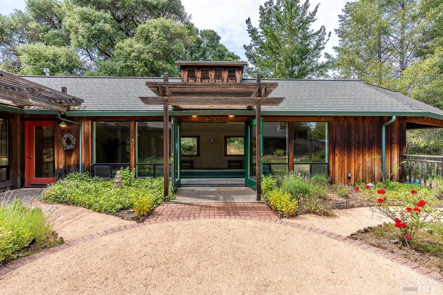 2151 Guntly Road Philo CA 95466