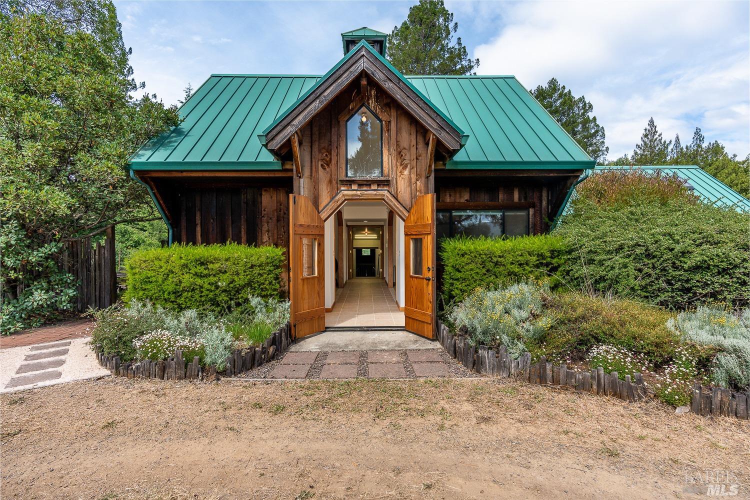 2151 Guntly Road Philo CA 95466