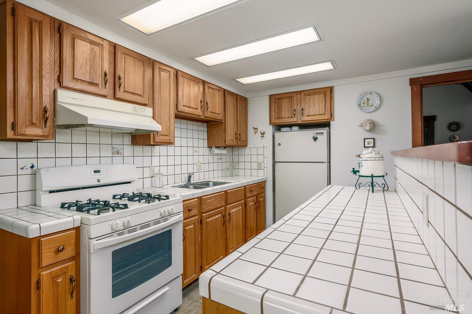 2151 Guntly Road Philo CA 95466