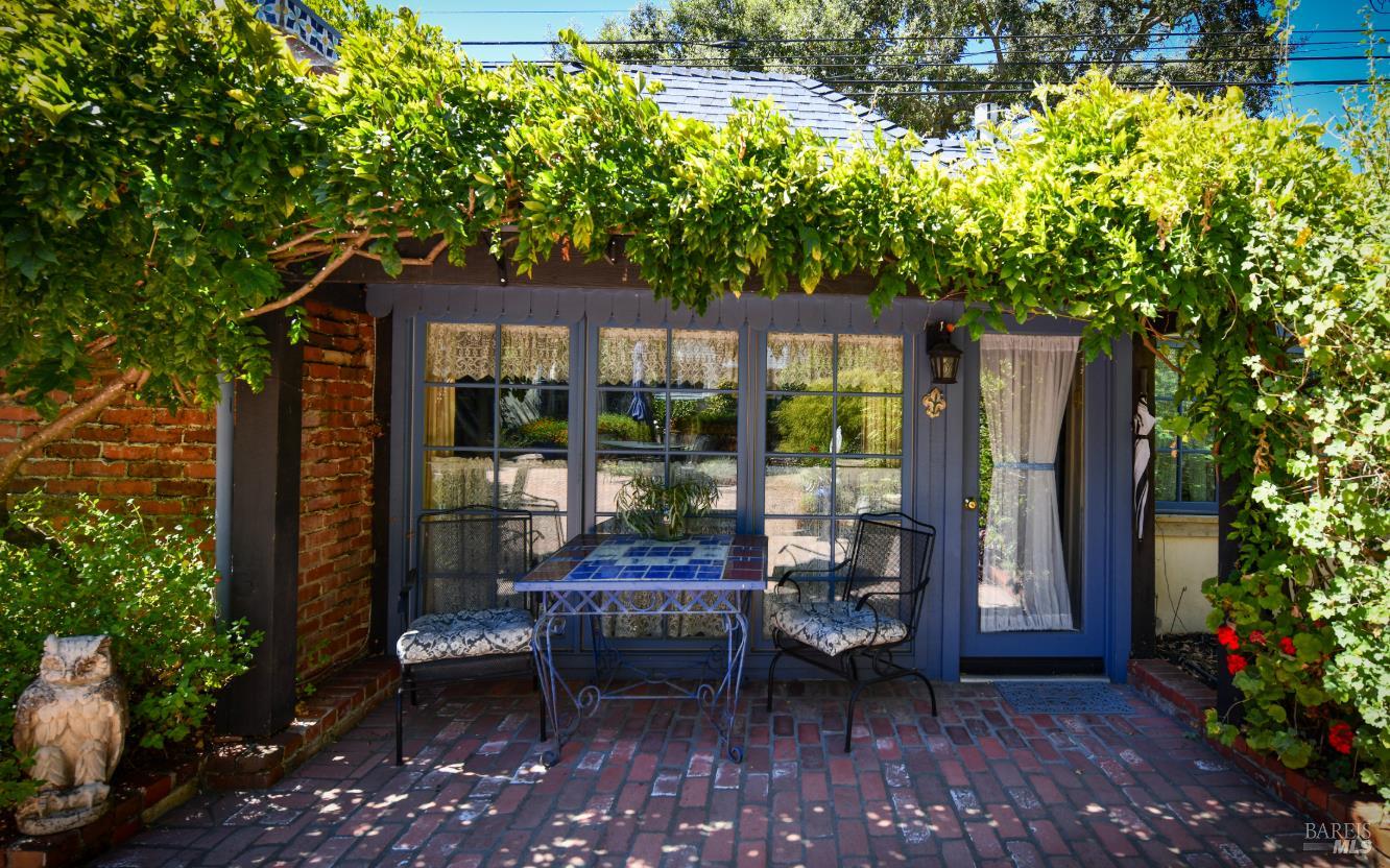 1313 Saint Helena Avenue Santa Rosa CA 95404