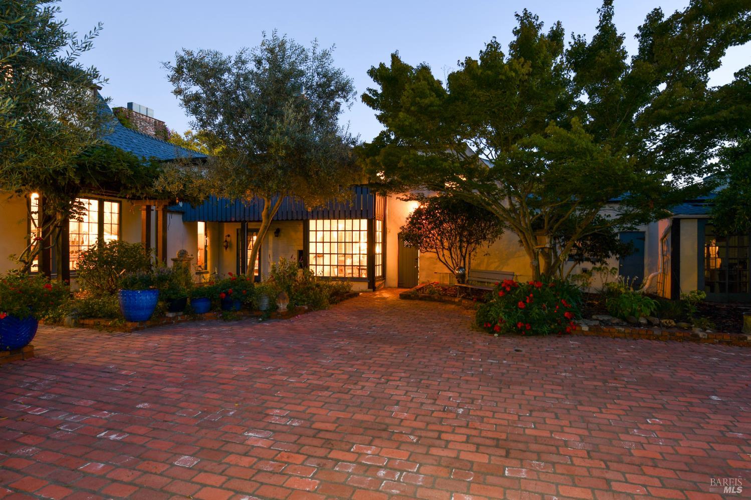 1313 Saint Helena Avenue Santa Rosa CA 95404