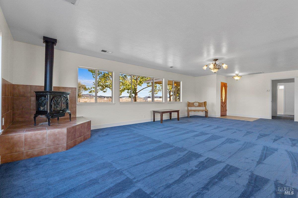 6065 Windsor Road Windsor CA 95492