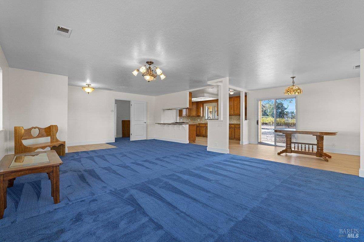 6065 Windsor Road Windsor CA 95492