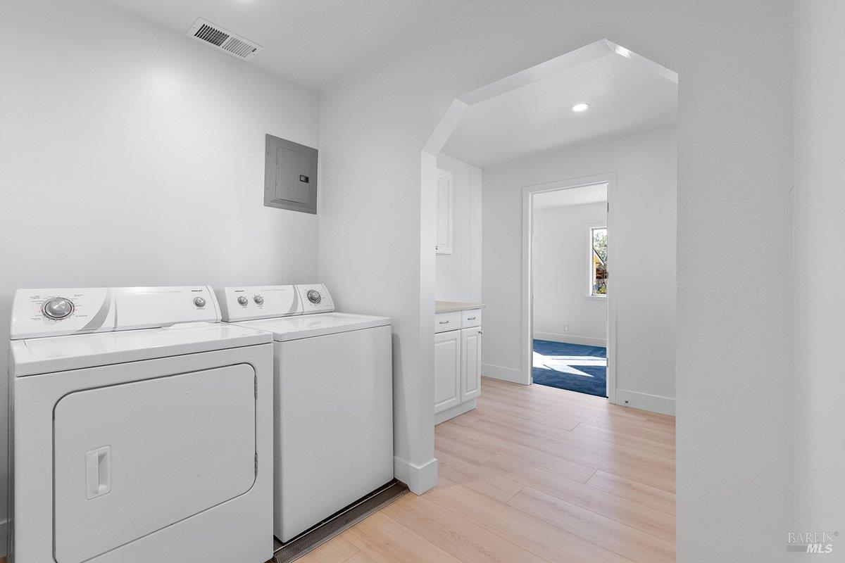 6065 Windsor Road Windsor CA 95492