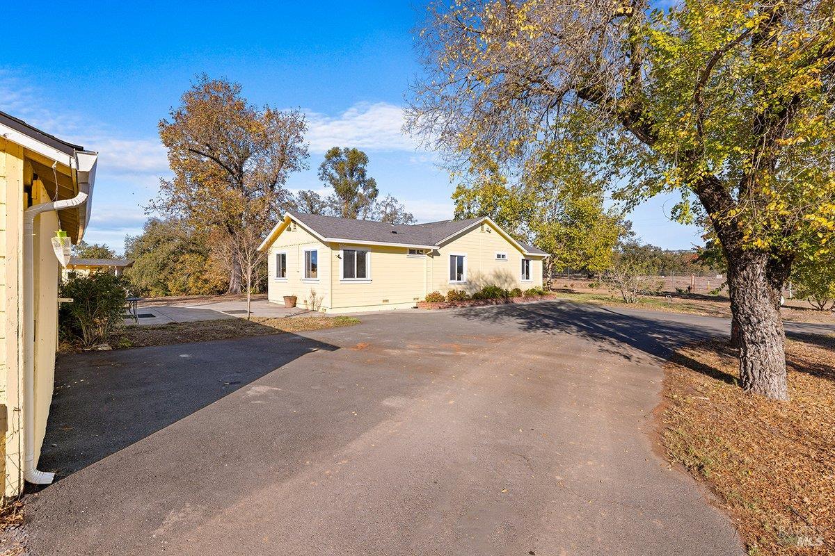 6065 Windsor Road Windsor CA 95492