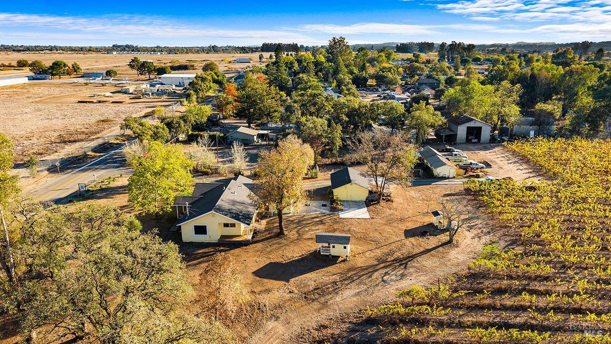 6065 Windsor Road Windsor CA 95492