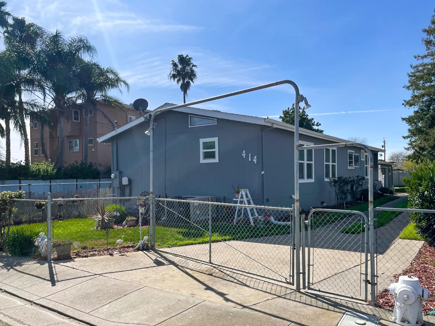 414 F Street Isleton CA 95641