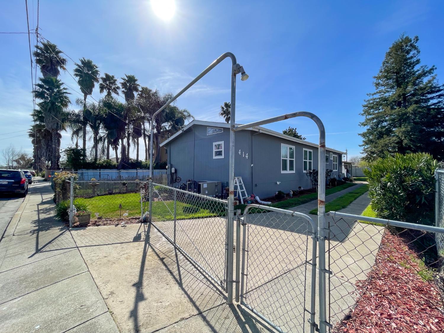 414 F Street Isleton CA 95641