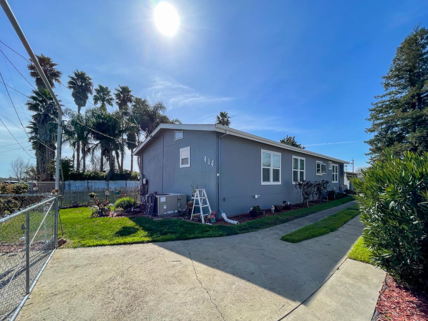 414 F Street Isleton CA 95641