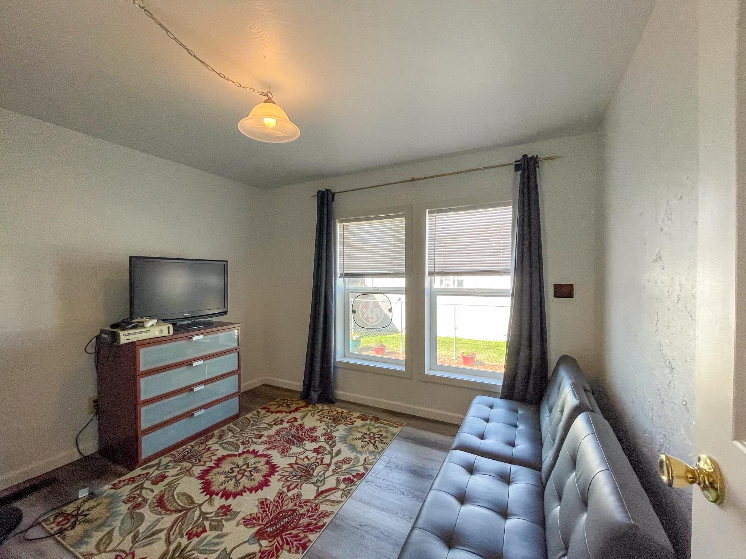 414 F Street Isleton CA 95641
