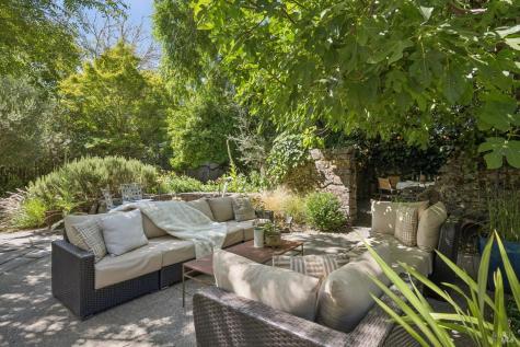 9245 Los Guilicos Avenue Glen Ellen CA 95442