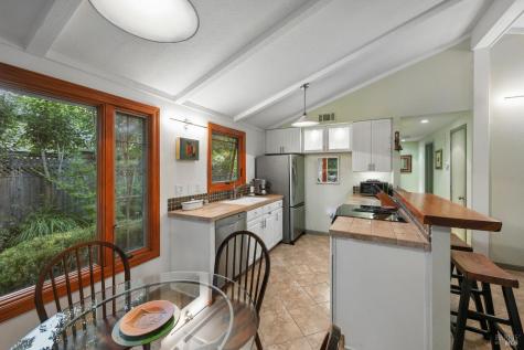 9245 Los Guilicos Avenue Glen Ellen CA 95442