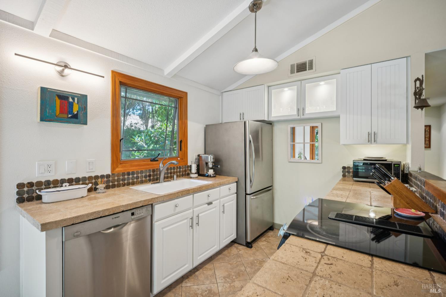 9245 Los Guilicos Avenue Glen Ellen CA 95442