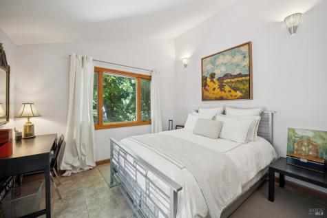 9245 Los Guilicos Avenue Glen Ellen CA 95442