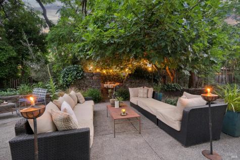 9245 Los Guilicos Avenue Glen Ellen CA 95442