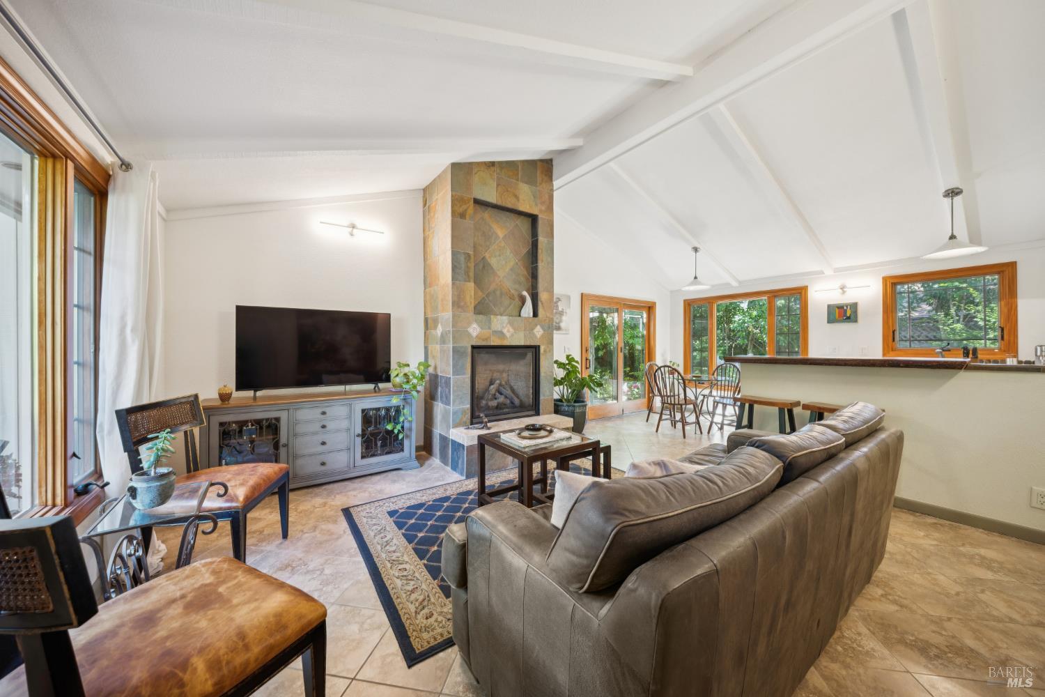 9245 Los Guilicos Avenue Glen Ellen CA 95442
