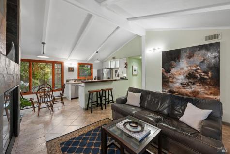 9245 Los Guilicos Avenue Glen Ellen CA 95442