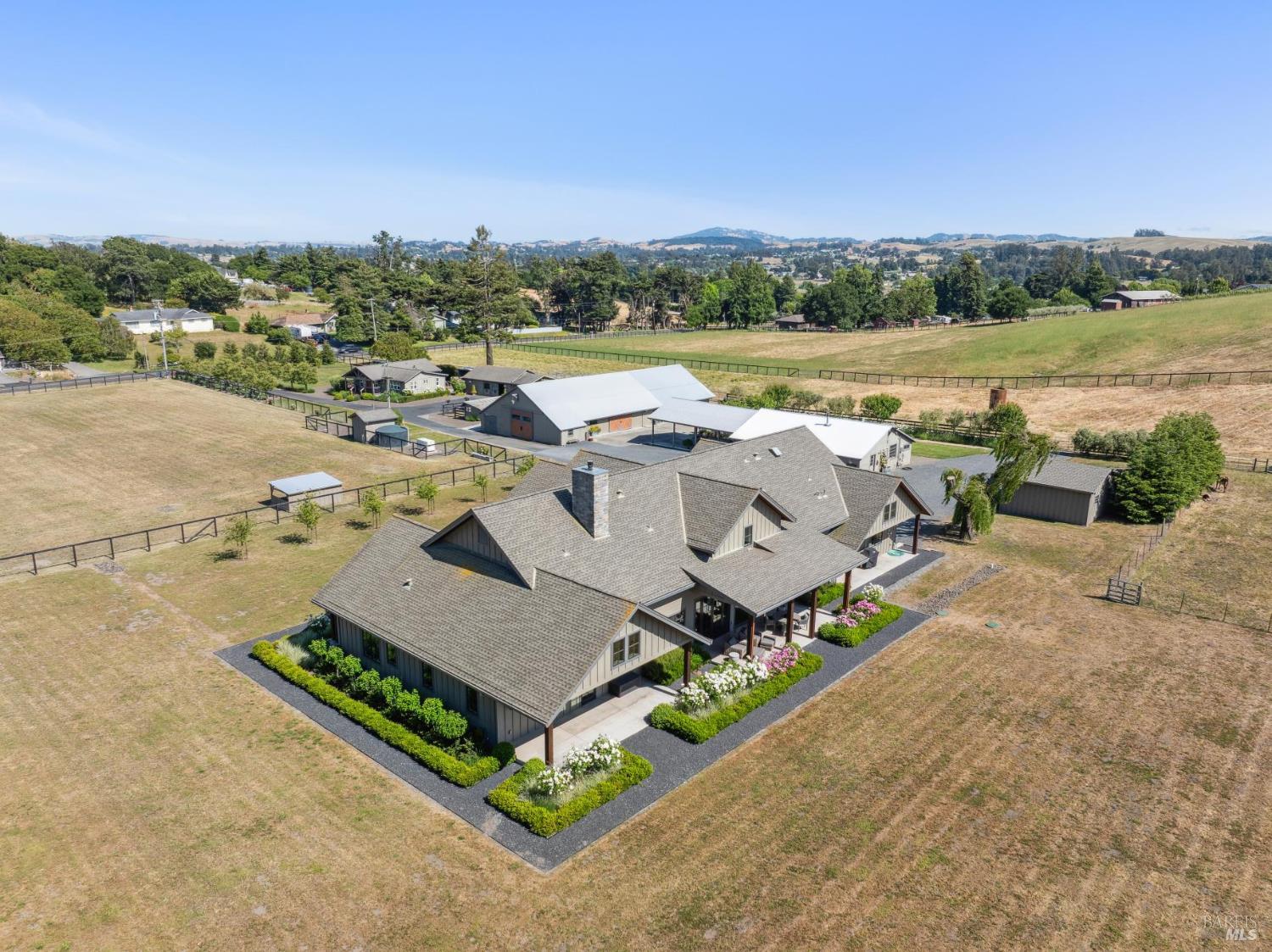 365-369 King Road Petaluma CA 94952