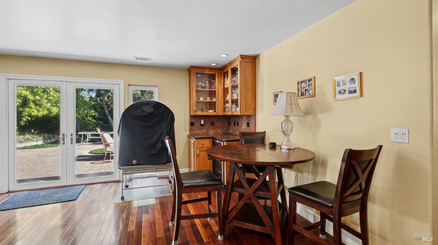 381 Alamo Drive Vacaville CA 95688