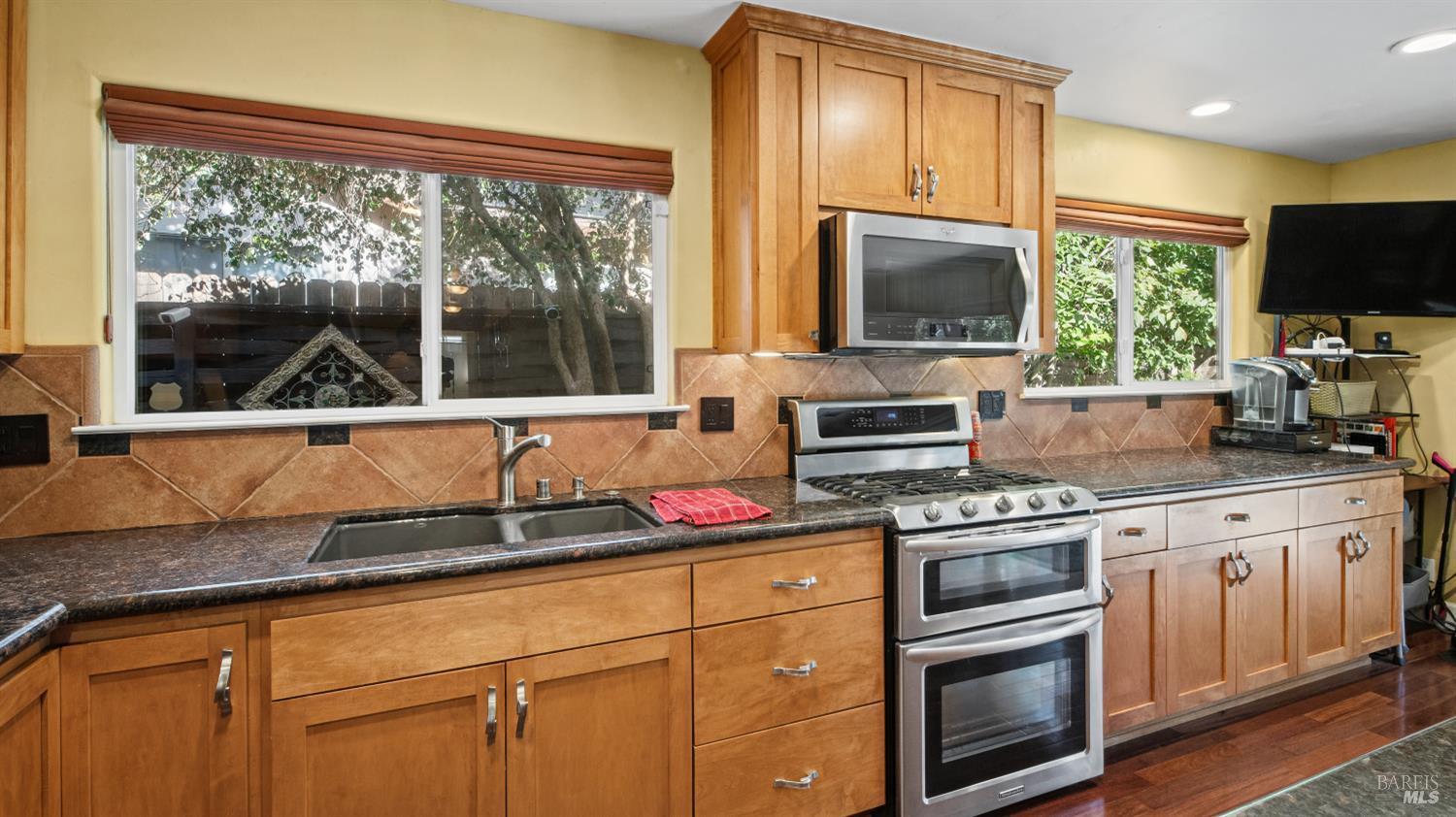 381 Alamo Drive Vacaville CA 95688