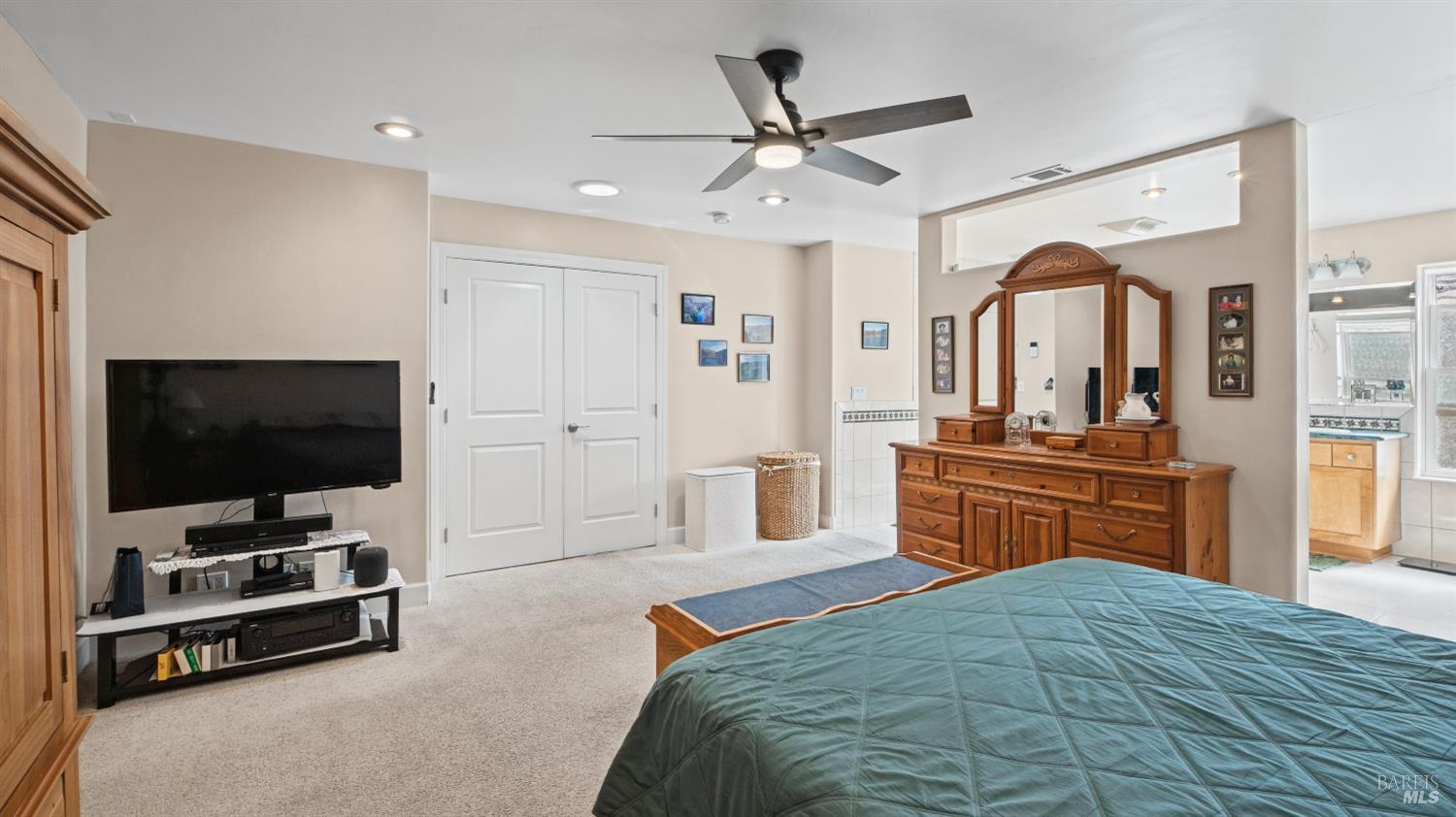 381 Alamo Drive Vacaville CA 95688