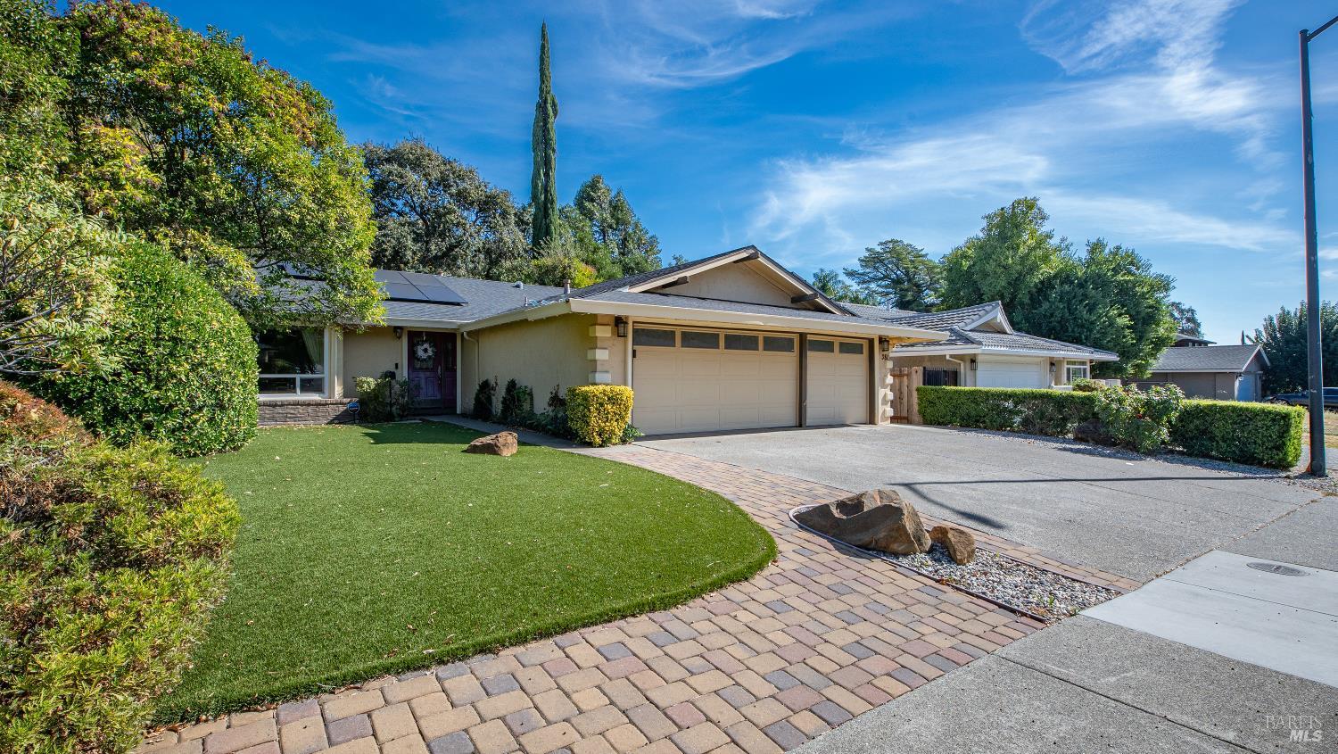 381 Alamo Drive Vacaville CA 95688