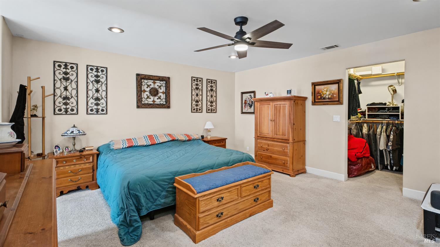 381 Alamo Drive Vacaville CA 95688