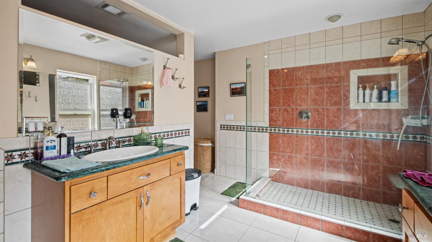 381 Alamo Drive Vacaville CA 95688
