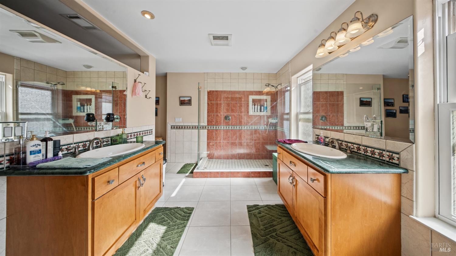 381 Alamo Drive Vacaville CA 95688
