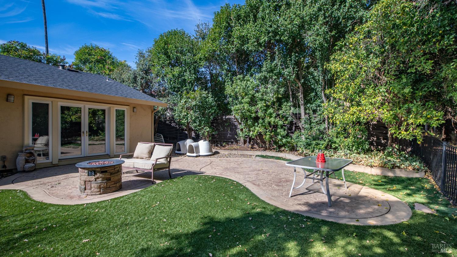 381 Alamo Drive Vacaville CA 95688