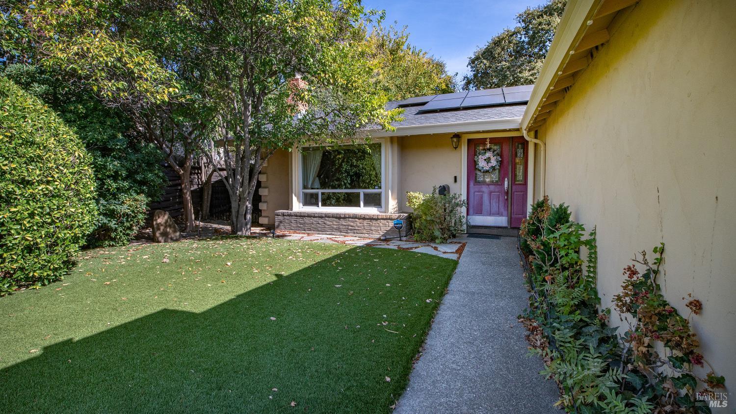 381 Alamo Drive Vacaville CA 95688
