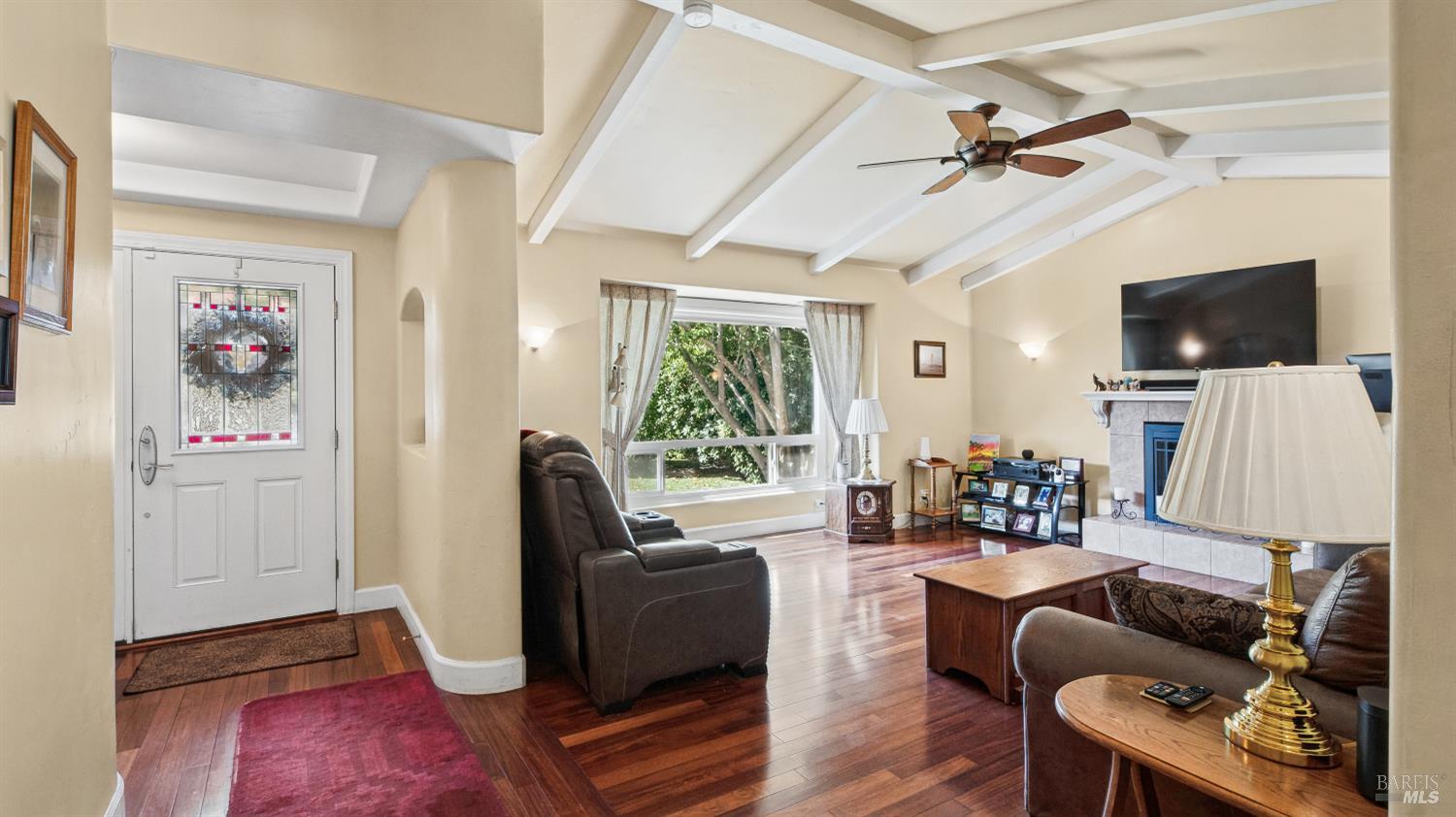 381 Alamo Drive Vacaville CA 95688